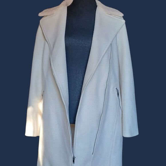 Old Navy Ivory Offset Zip Pea Coat, size Medium, Mid Length - Picture 2 of 9